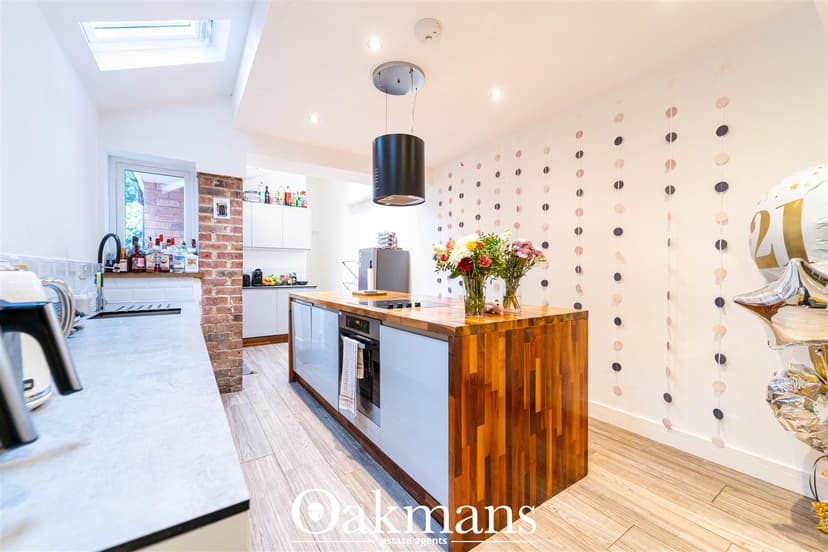 108, Hubert Road - Image 11