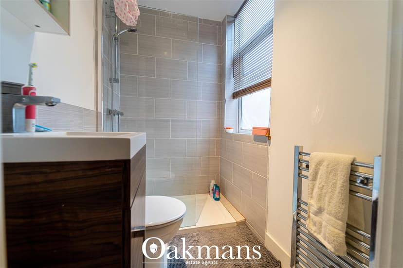 108, Hubert Road - Image 3