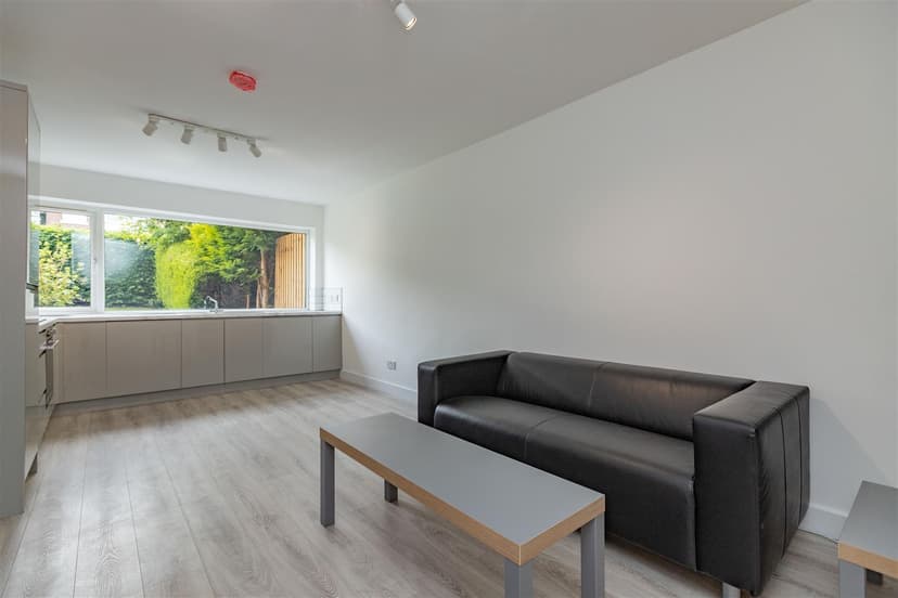 2, Wellman Croft - Image 9