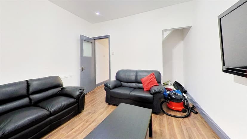 265, Dawlish Road - Image 16