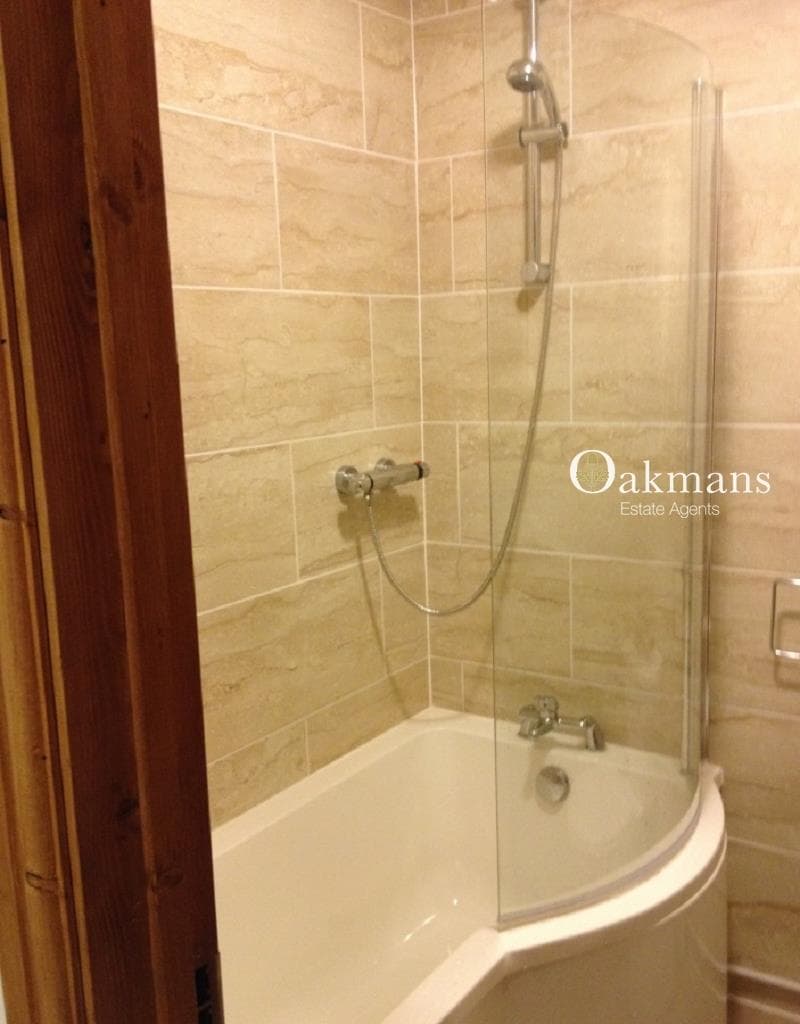 180, Hubert Road - Image 1