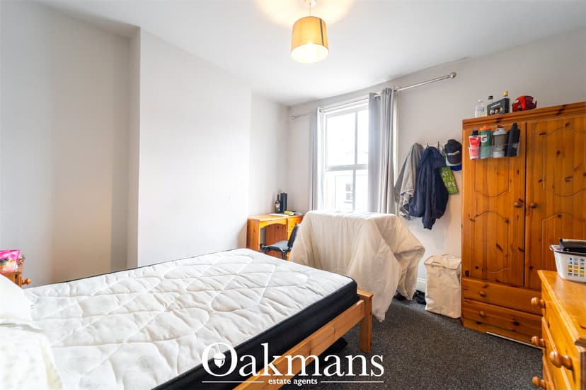 198, Hubert Road - Image 13