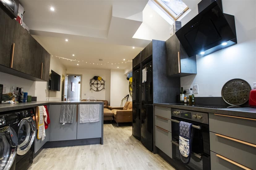 179, Tiverton Road - Image 14