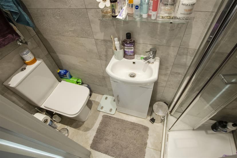 179, Tiverton Road - Image 5