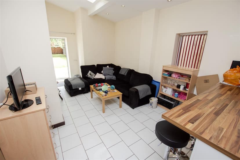 9, Teignmouth Road - Image 8