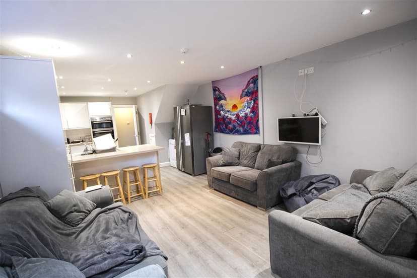 240, Heeley Road - Image 15