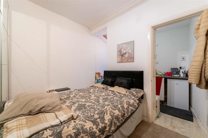 495, Harborne Park Road - Image 15