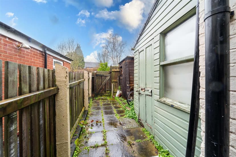 495, Harborne Park Road - Image 1