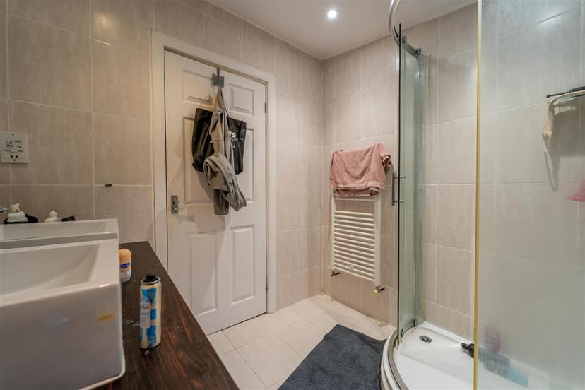 9A, Margaret Road - Image 17