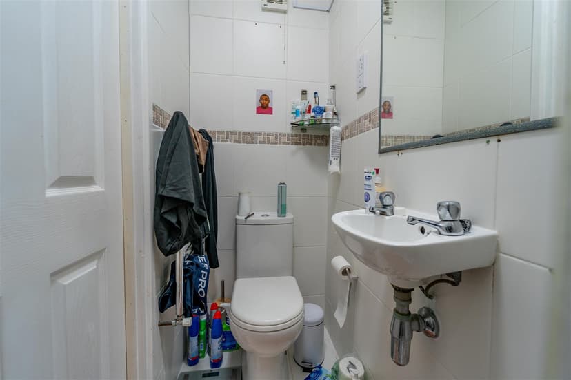 9A, Margaret Road - Image 5