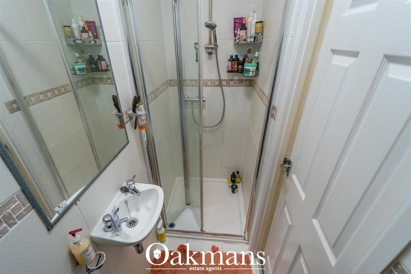 9A, Margaret Road - Image 3