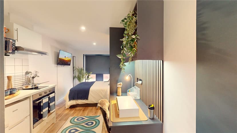 Flat 12, Twyning Road - Image 4