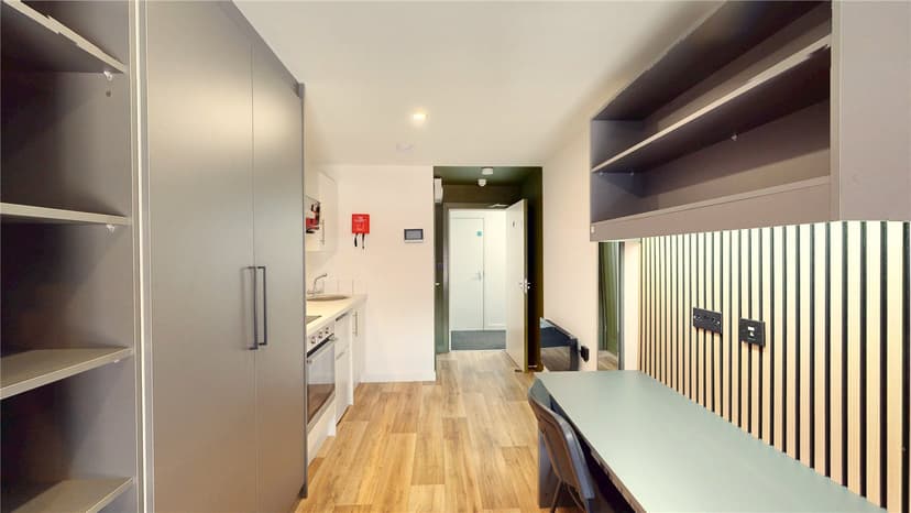 Flat 12, Twyning Road - Image 3