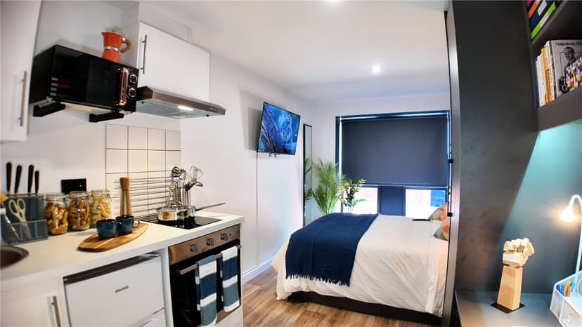 Flat 19, Twyning Road - Image 3
