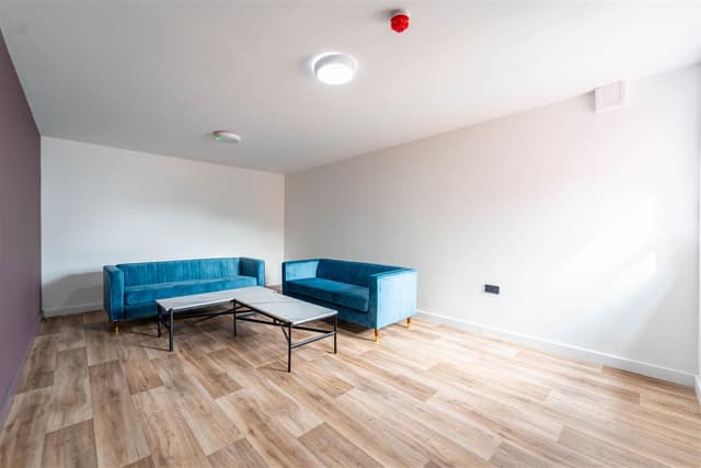 Flat 28, Twyning Road - Image 4