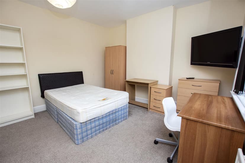 47, Ribblesdale Road - Image 6