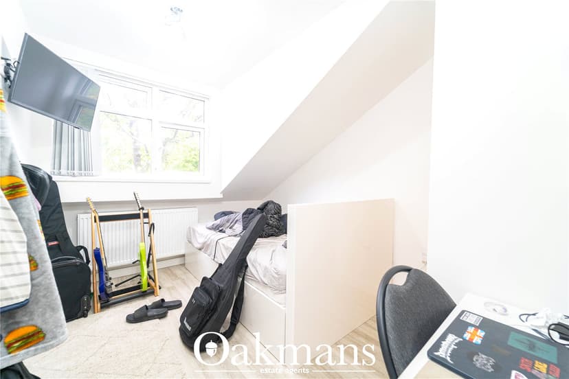 240, Tiverton Road - Image 16