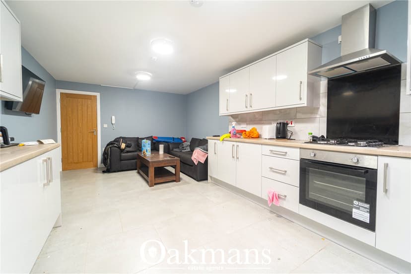 240, Tiverton Road - Image 6