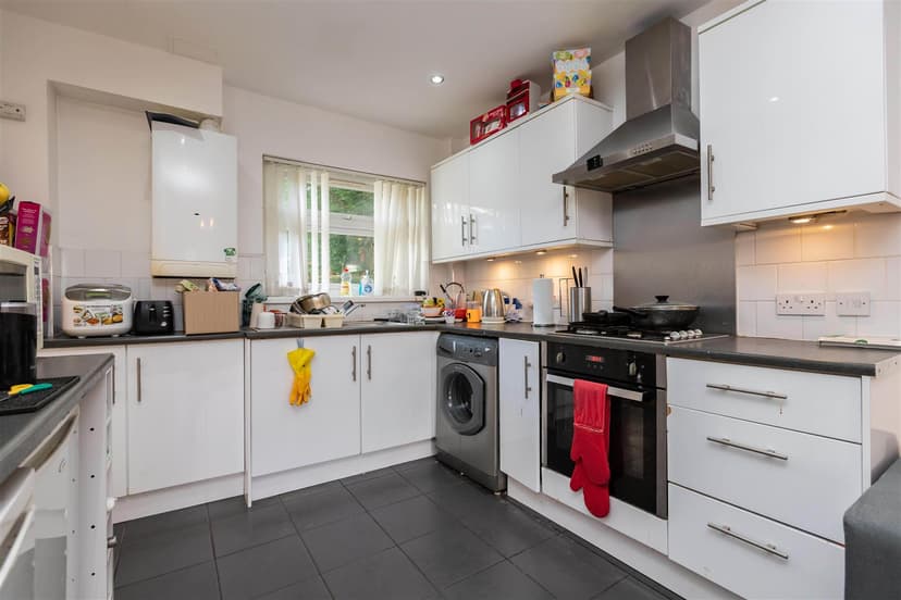 44, Metchley Drive - Image 11