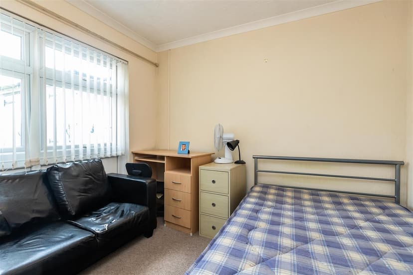 44, Metchley Drive - Image 5