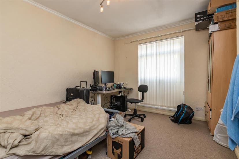 44, Metchley Drive - Image 2