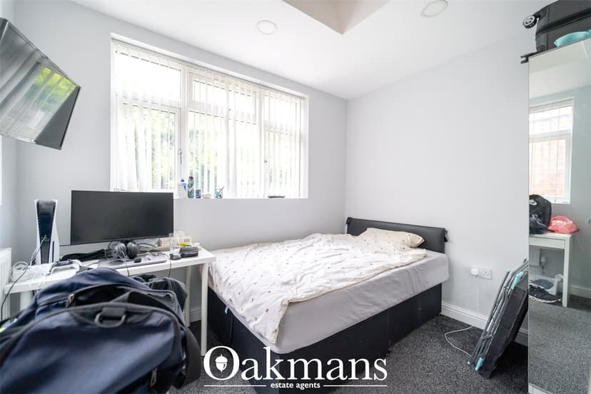 217a, Tiverton Road - Image 21