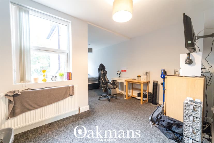 217a, Tiverton Road - Image 15