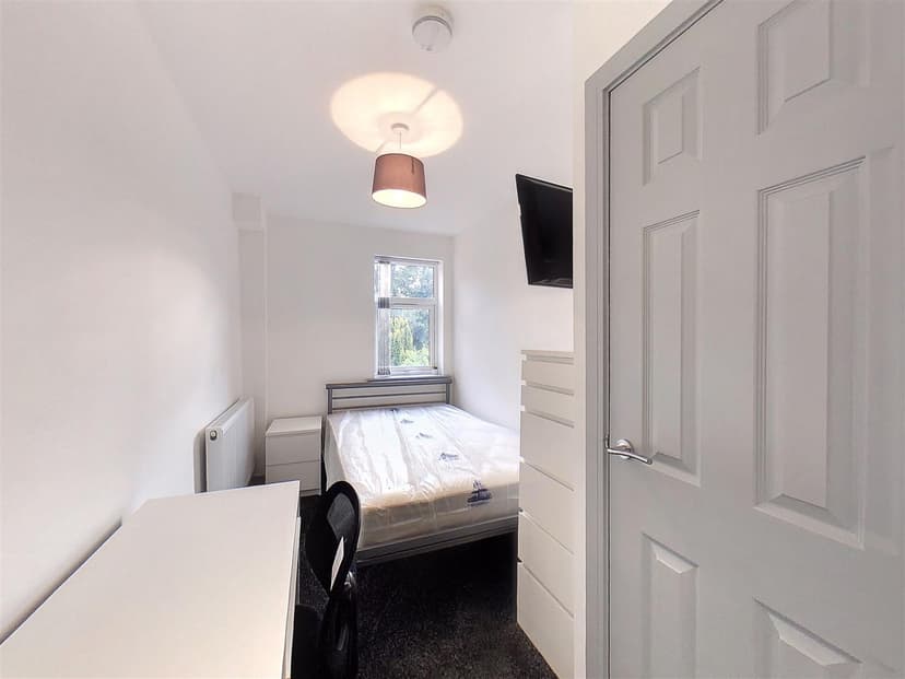 146, Dawlish Road - Image 21