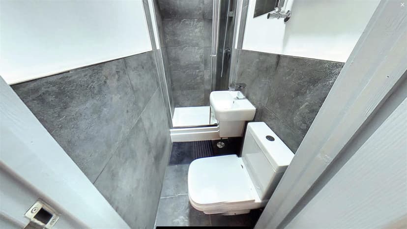 146, Dawlish Road - Image 2