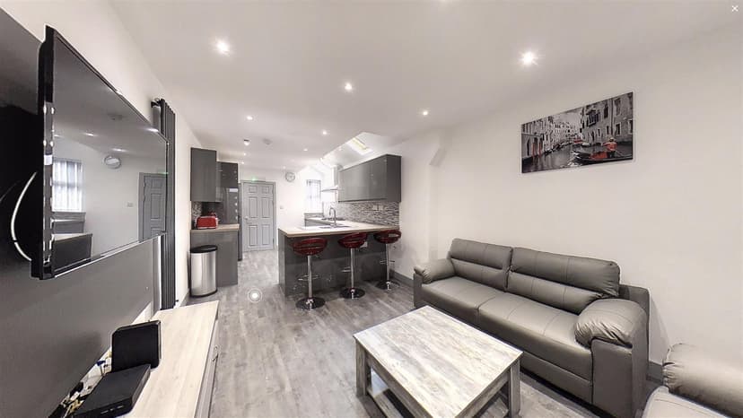 146, Dawlish Road - Image 1