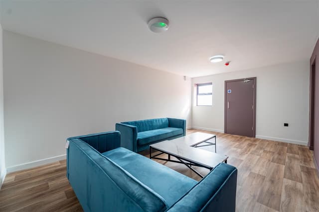 Studio 22, Pershore Road - Image 3