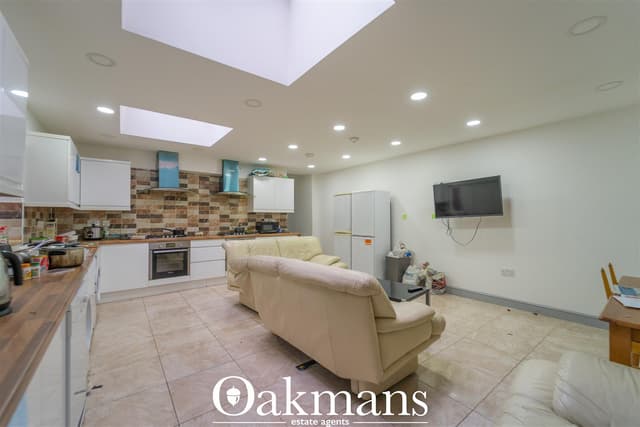 122, Oak Tree Lane - Image 20