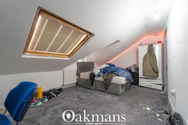 122, Oak Tree Lane - Image 12