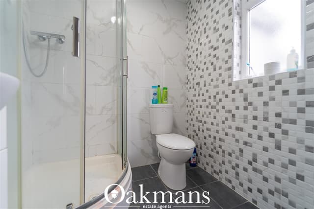 122, Oak Tree Lane - Image 10