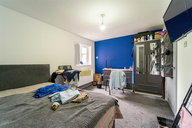 76, Gibbins Road - Image 16