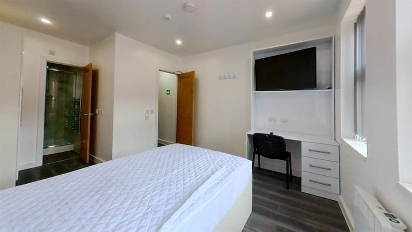 47, Exeter Road - Image 9