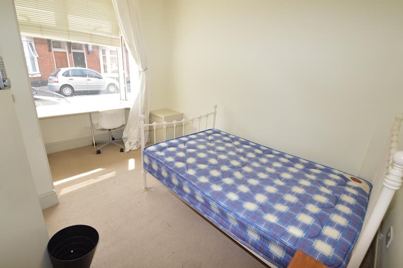 5, Sefton Road - Image 6