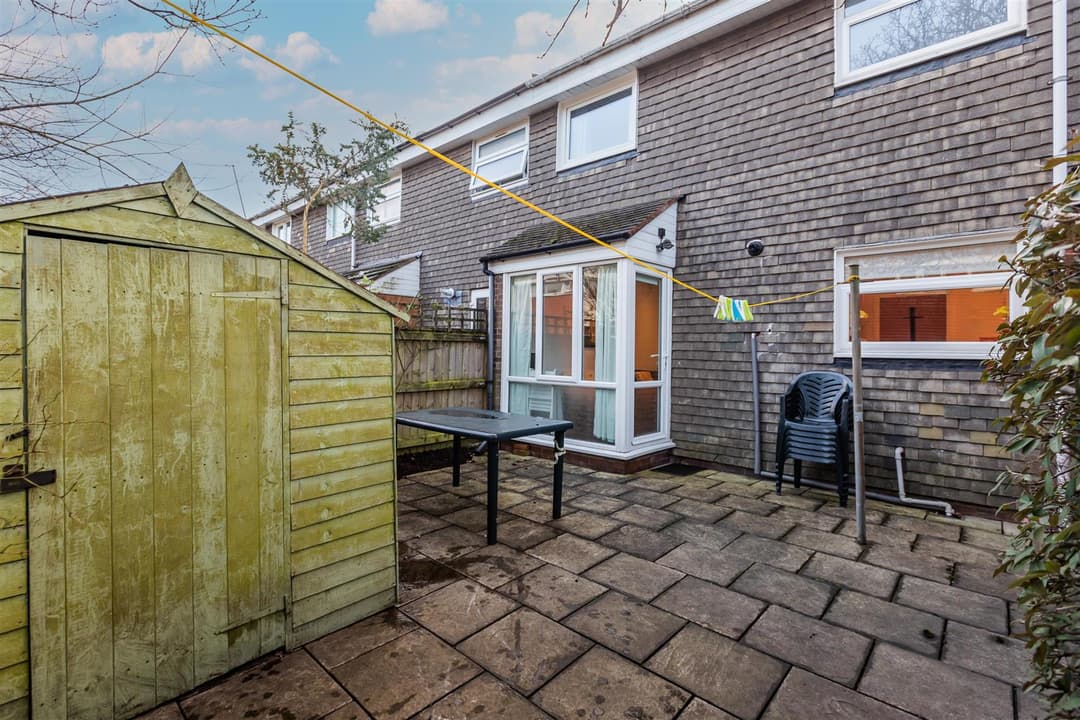 86, Metchley Drive