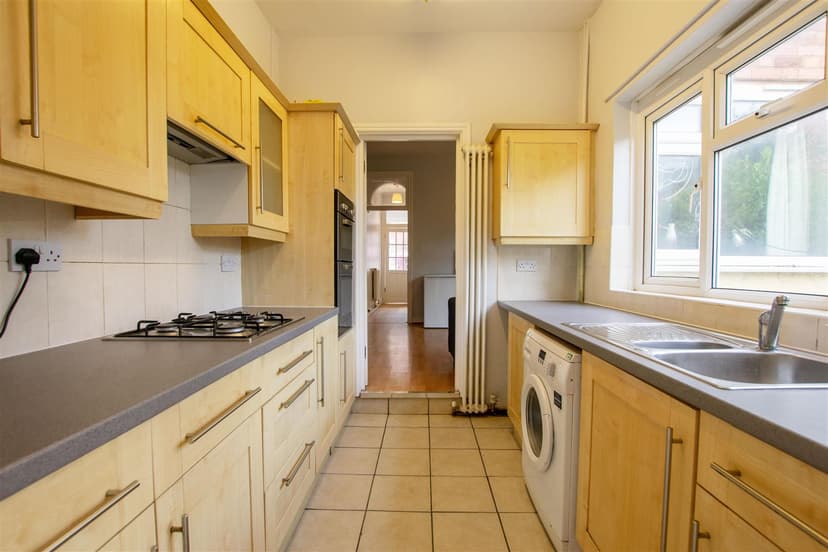 59, Dawlish Road - Image 11