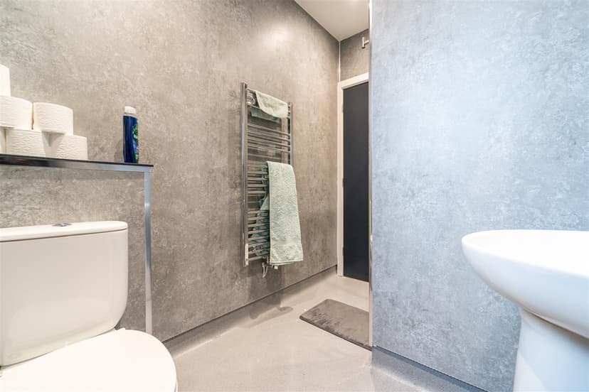 283, Hubert Road - Image 10