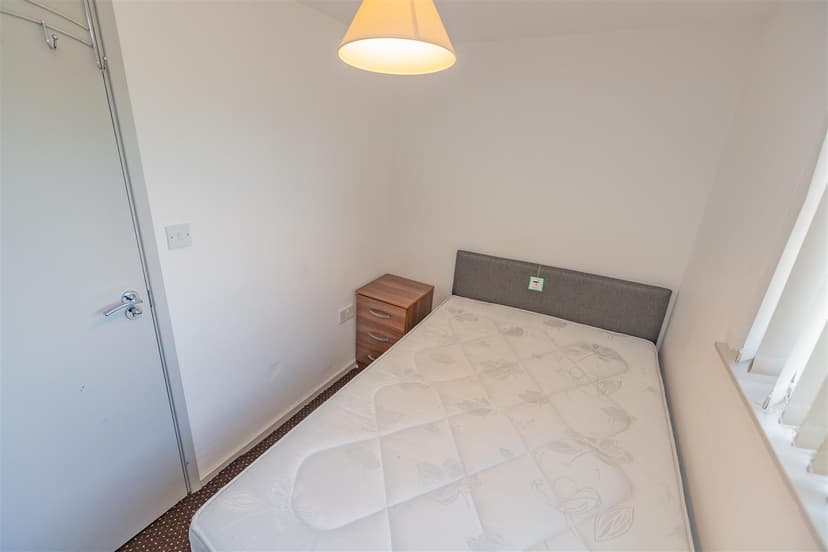 310, Tiverton Road - Image 3