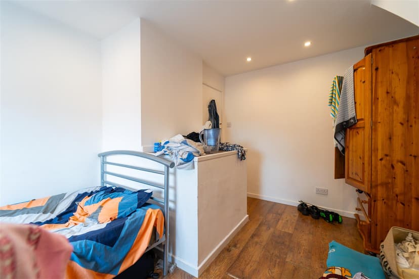 1, Dale Road - Image 13