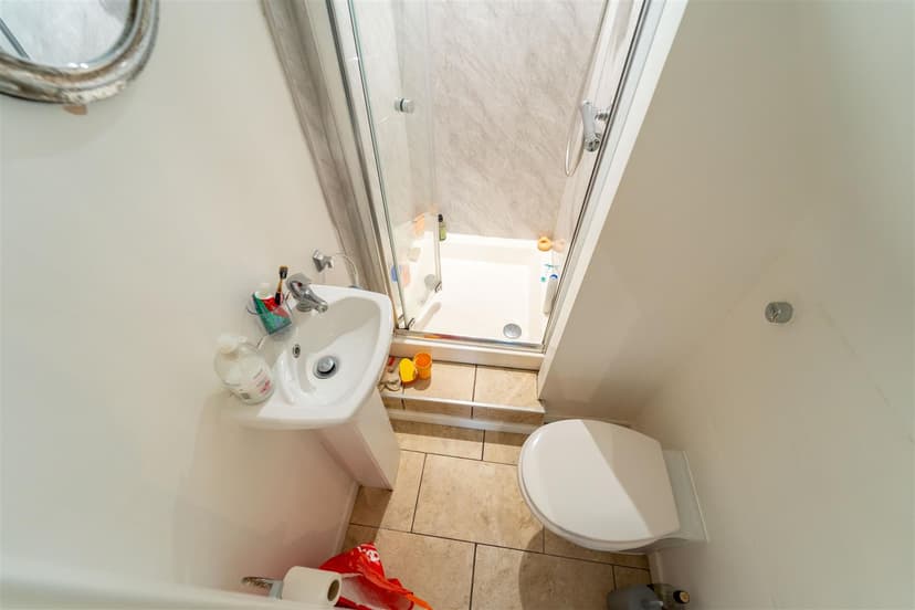 1, Dale Road - Image 4