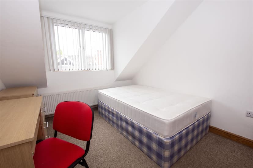 7, George Road - Image 6