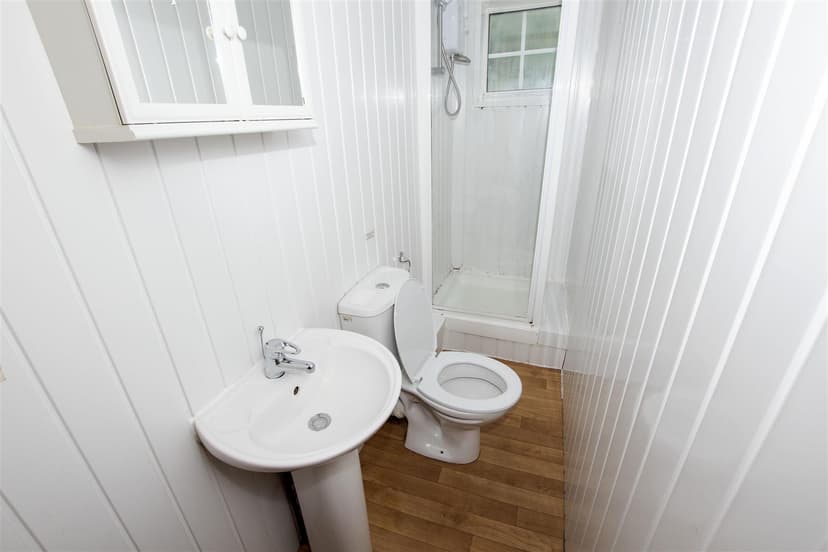 7, George Road - Image 3