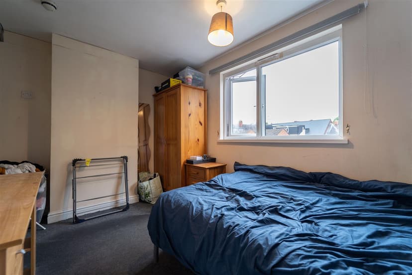 56, Hubert Road - Image 8