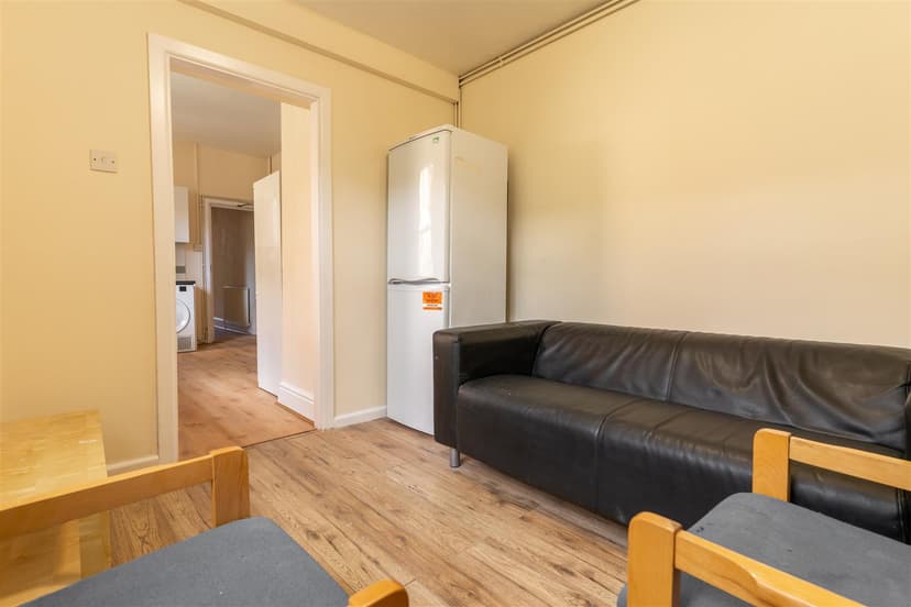 18, Bournbrook Road - Image 24