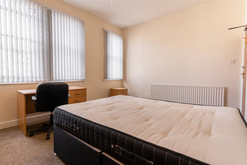 18, Bournbrook Road - Image 6