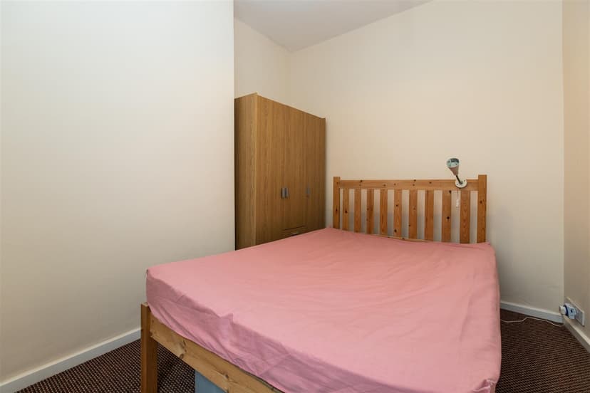 576, Pershore Road - Image 8