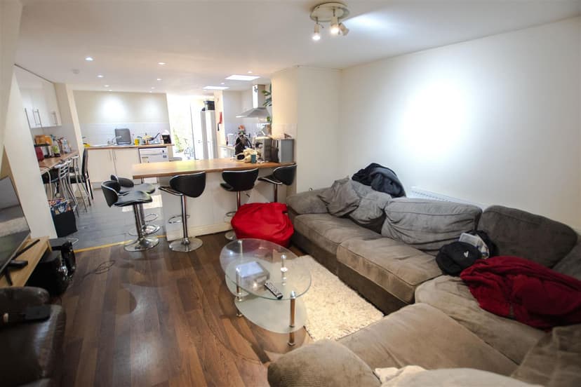 245, Heeley Road - Image 11